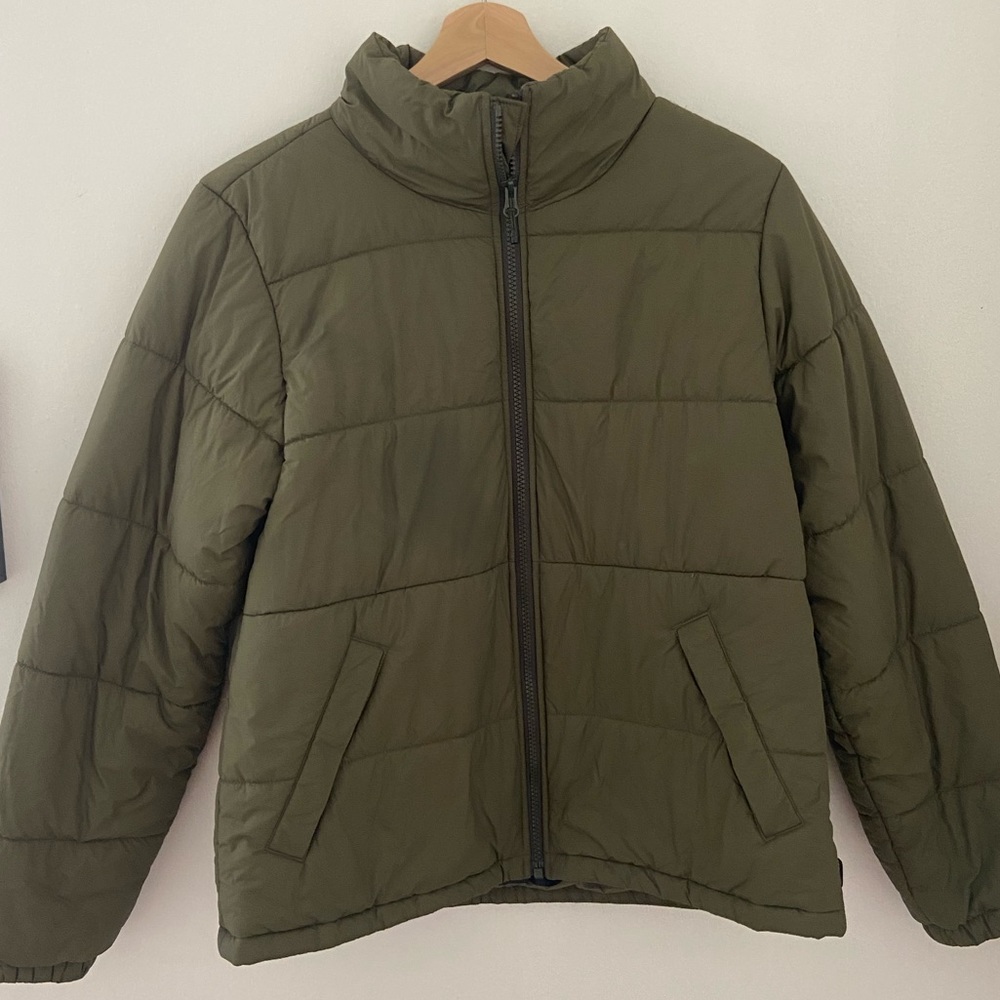 Women’s REI Co-op Puffer Jacket in Olive - NEVER WORN!